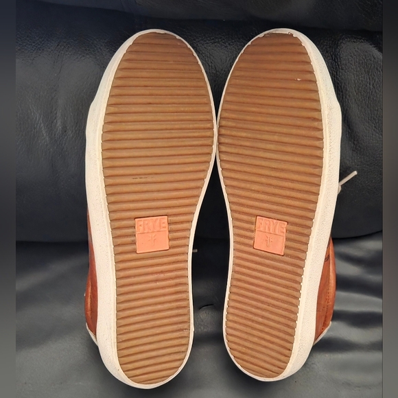 Frye Kira Leather Low Top Sneakers Tan Factory Distressed Lace up Womens 6 US - Picture 6 of 10